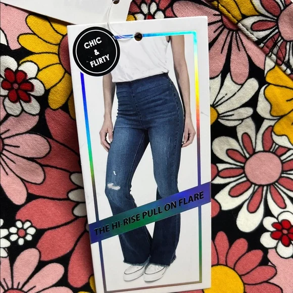 Tinseltown Floral Pants with Pink and Yellow - Picture 7 of 7